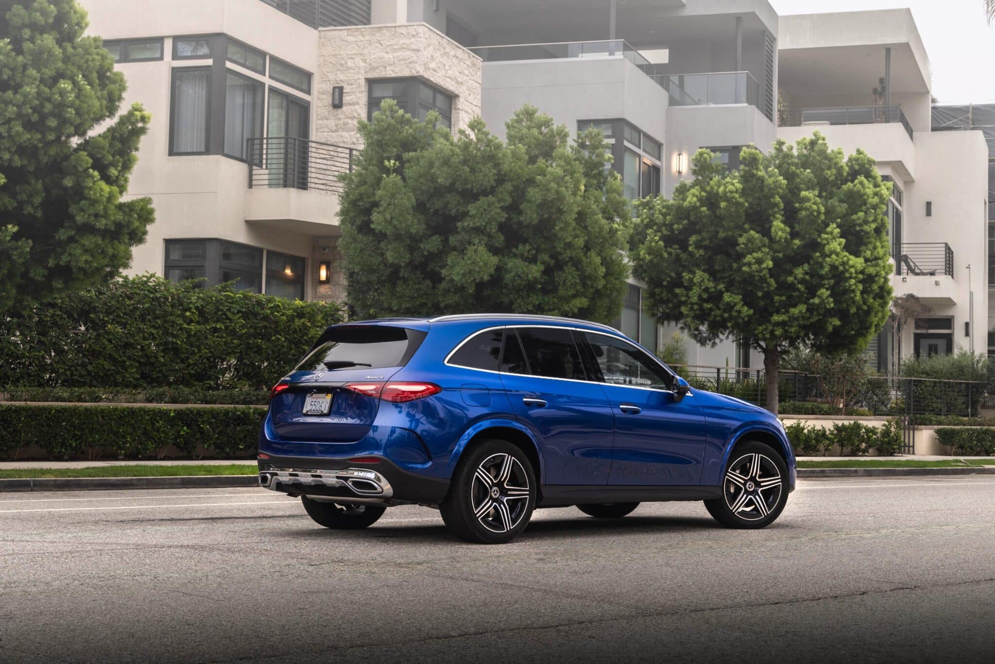 2025 Mercedes Benz GLC 350e 7 scaled